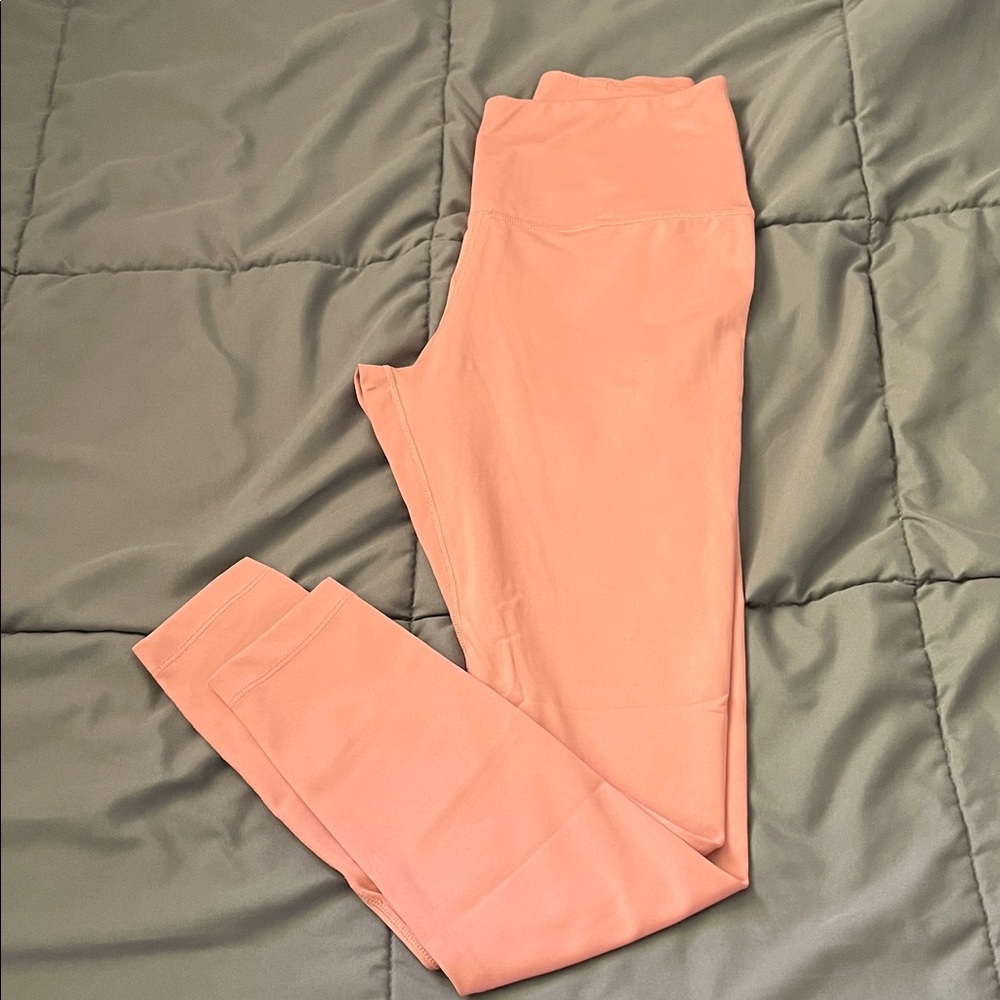 Nike Peach Leggings